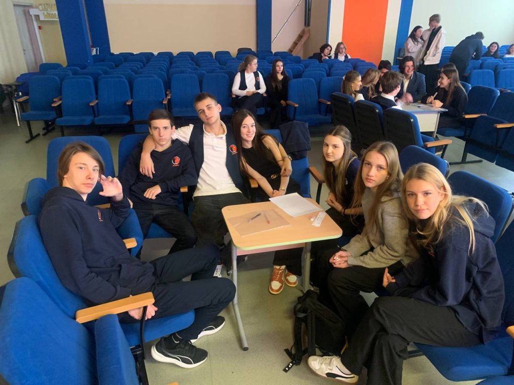 Img 20251210 223237 361